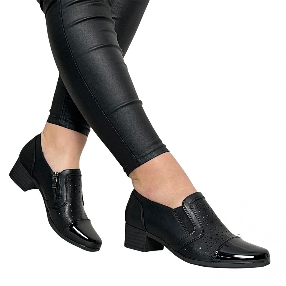 Pantofi Cu Toc Lavisa Negru