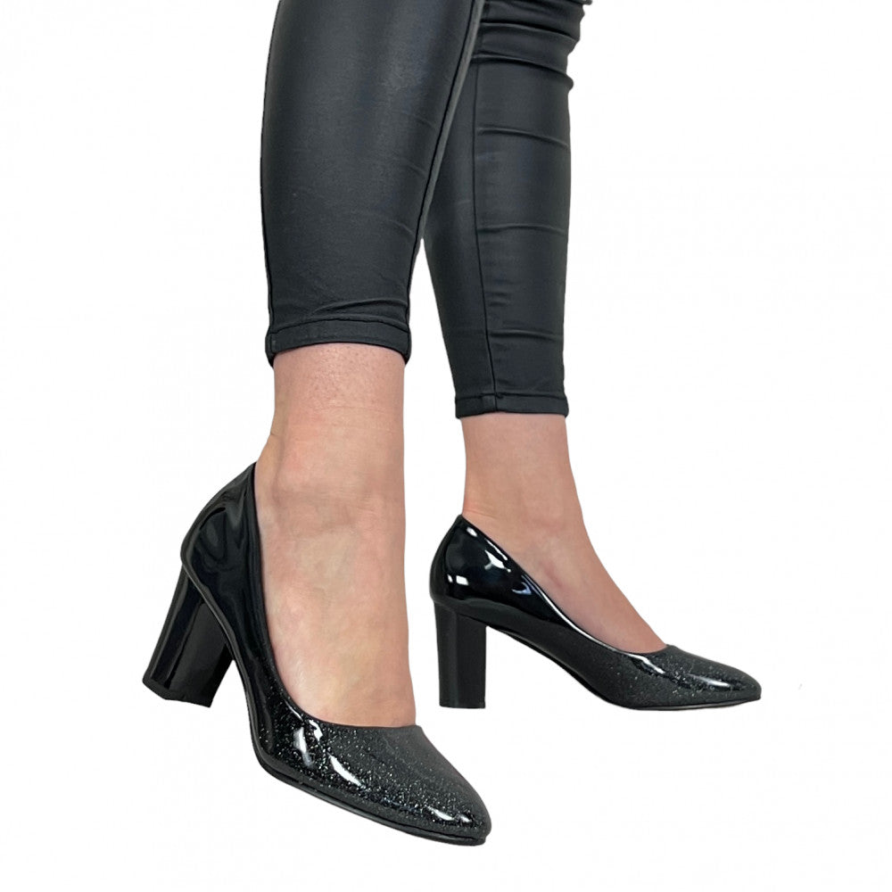 Pantofi Cu Toc Larina Negru