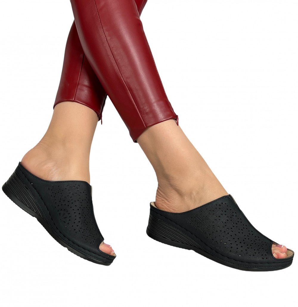 Papuci Visera Negru - BristoGool